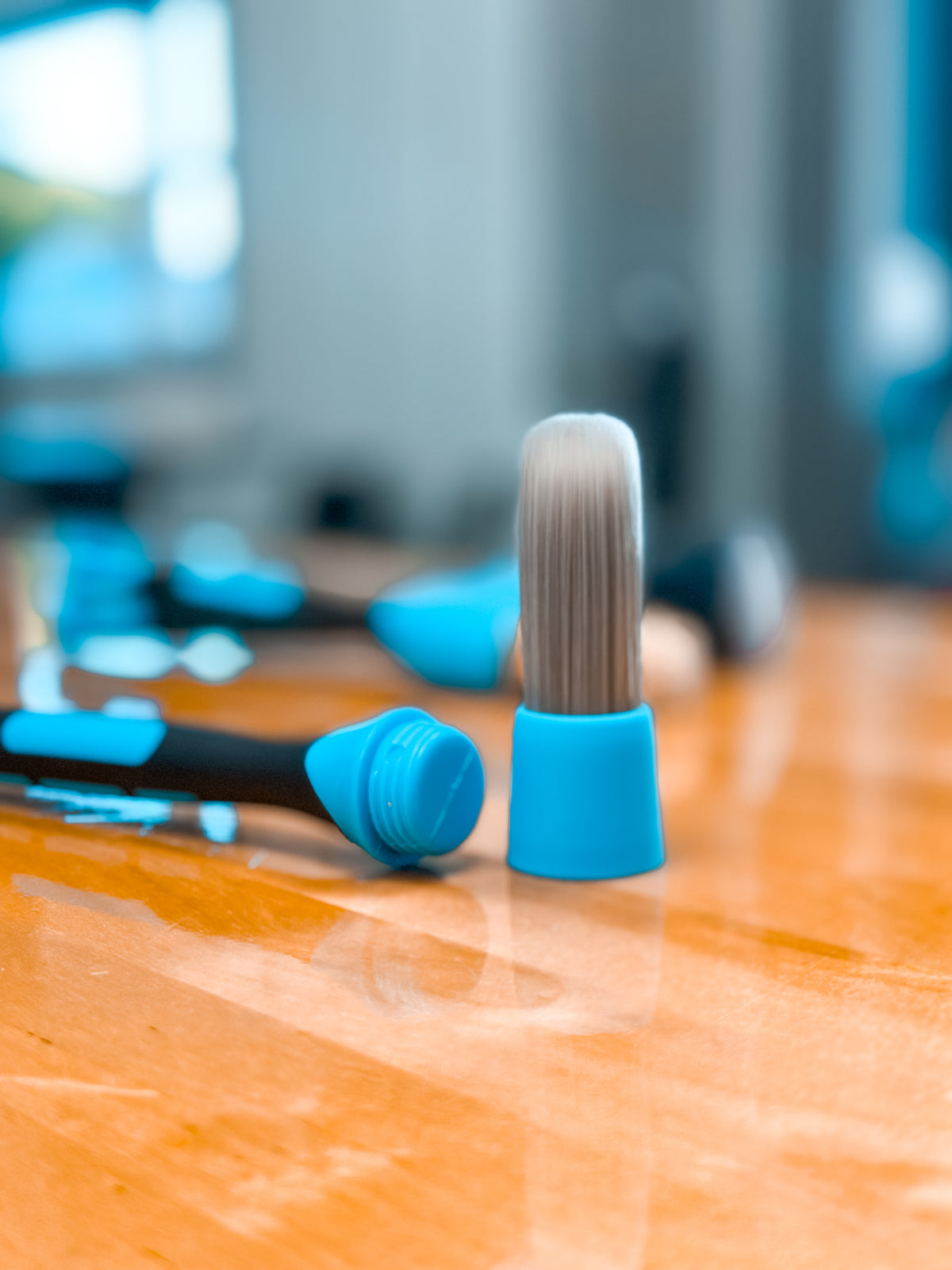 Imbue Convertible Brush Set