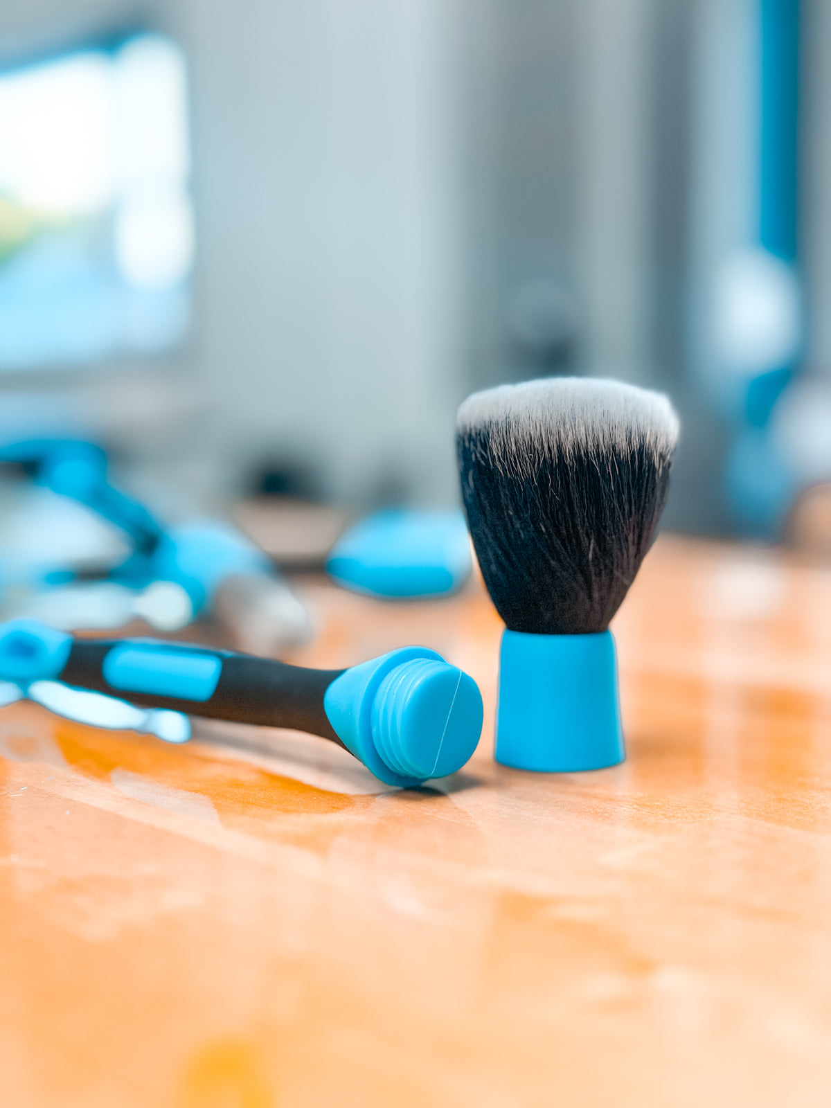 Imbue Convertible Brush Set